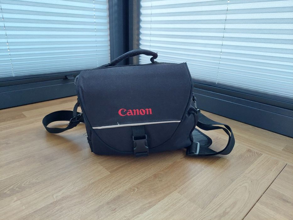 Nikon D7100  + 18-140mm + grip + torba – super stan!