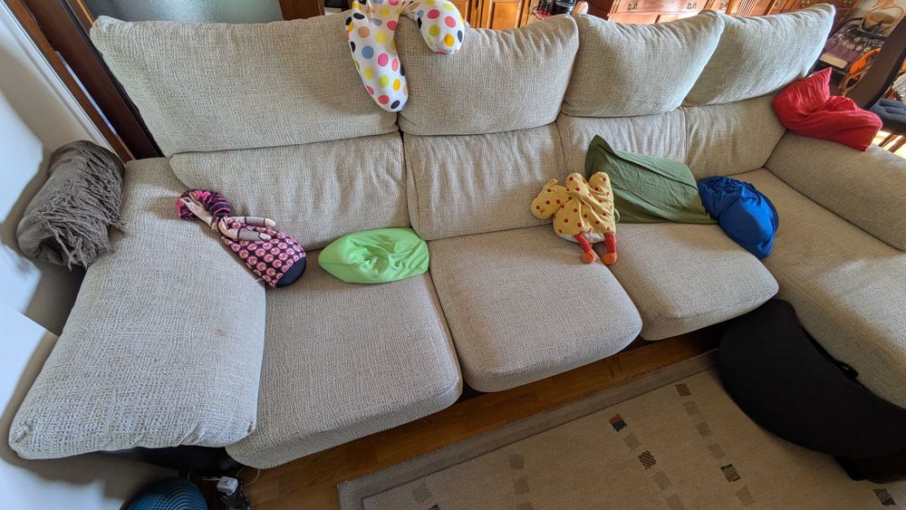 Sofá 4 lugares Bege com Chaise Longue