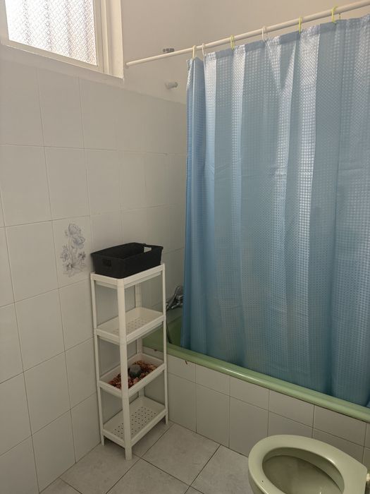 Alugo quarto para estudantes arroios