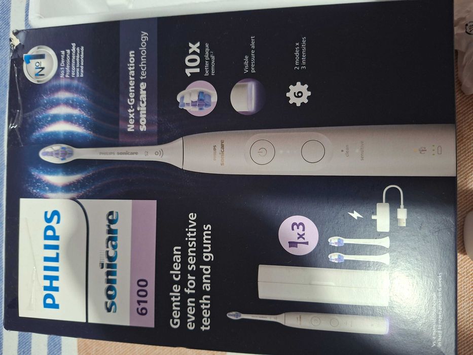 Szczoteczka elektryczna Philips Sonicare 6100 HX7400/02