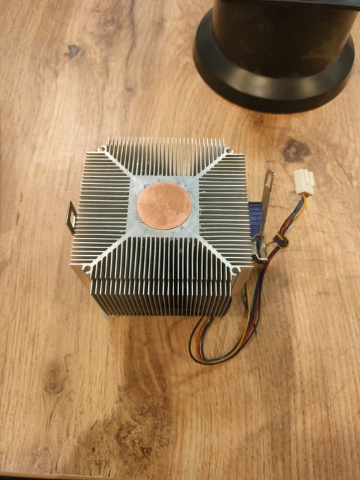 Tunel odprowadzający do obudowy + Radiator AMD AM3+