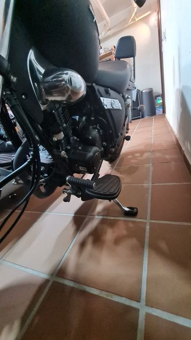 Superlight 125 de 2021 com poucos kms