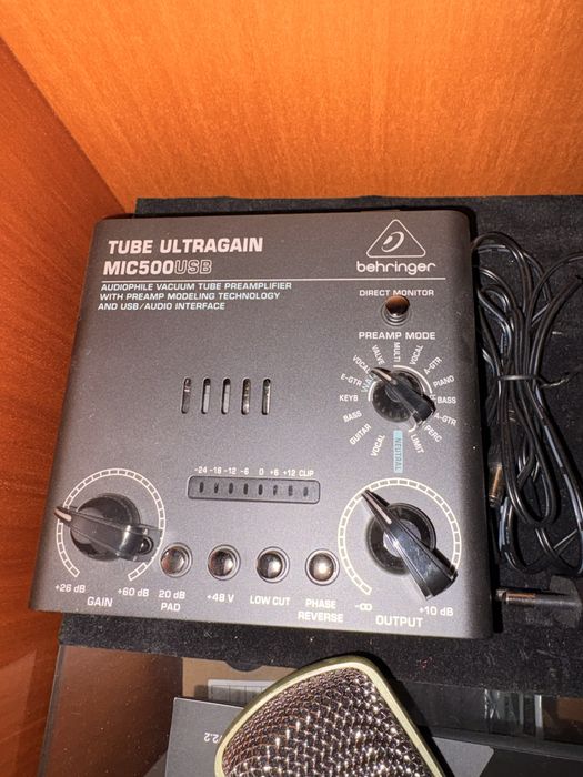 Kit gravacao interface + microfone behringer + suporte de micro