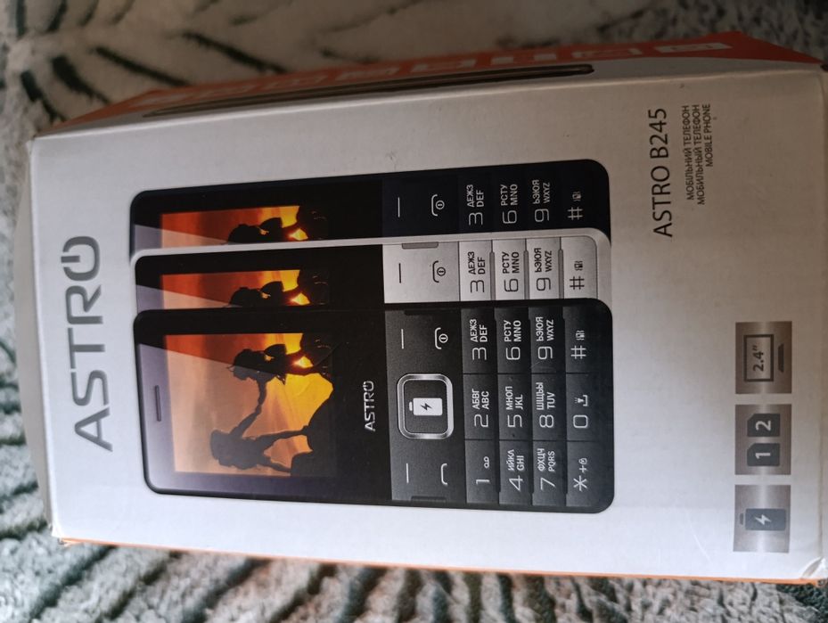 Мобільний  кнопочний  телефон Астро Astro B245