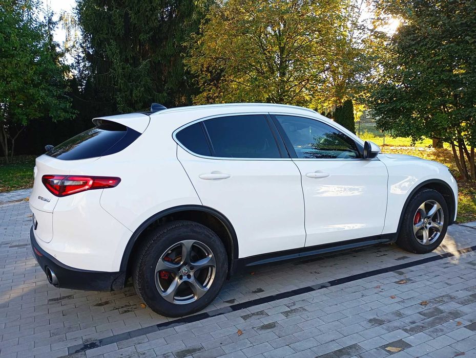 Alfa romeo stelvio