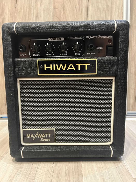 Hiwatt Maxwatt Hurricane