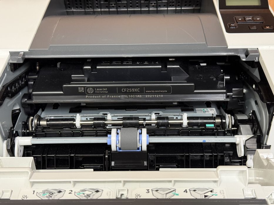 Принтер HP LaserJet Pro M404dw кількість