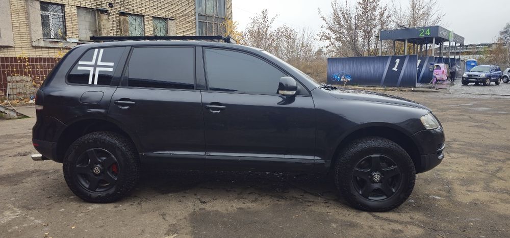 VW Toureg продам