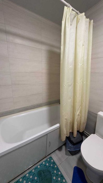 Продаётся 3-ком квартира с автономным отоплением +2 гаража, р-н ЖД