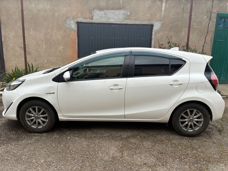 Продам  Toyota Aqua 2018 — економний та надійний гібрид!