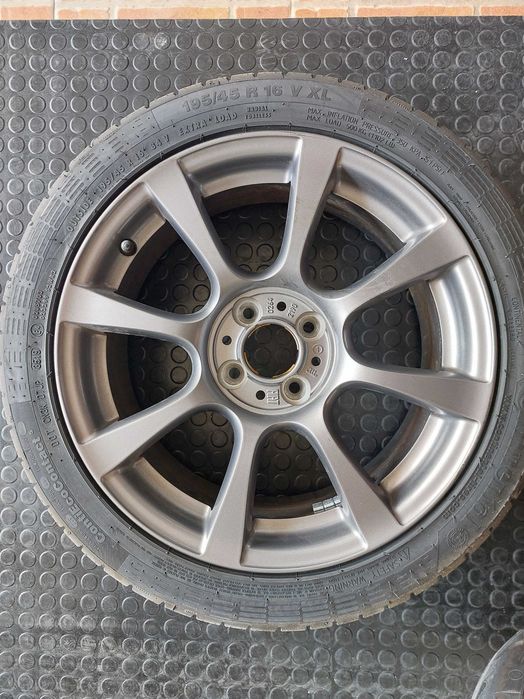 Jantes novas com pneus novos  originais Abarth servrm para FIAT 500