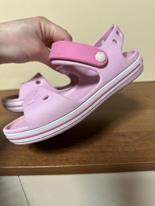 Босоніжки, сандалі, крокси для дівчинки  30-31р. Crocs( 19,5см)
