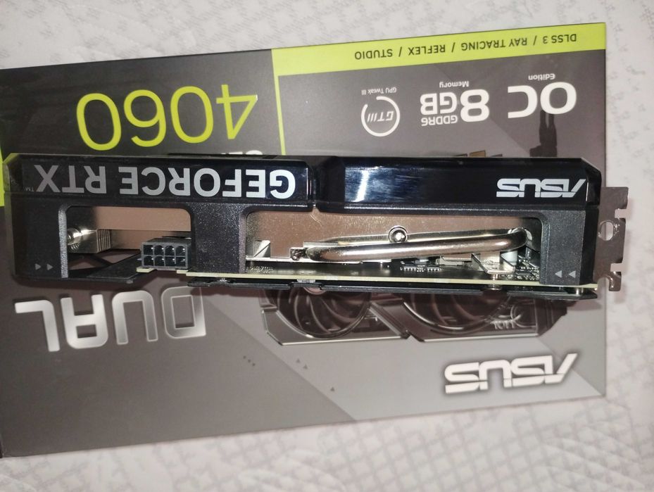 ASUS Dual GeForce RTX™ 4060 OC Edition