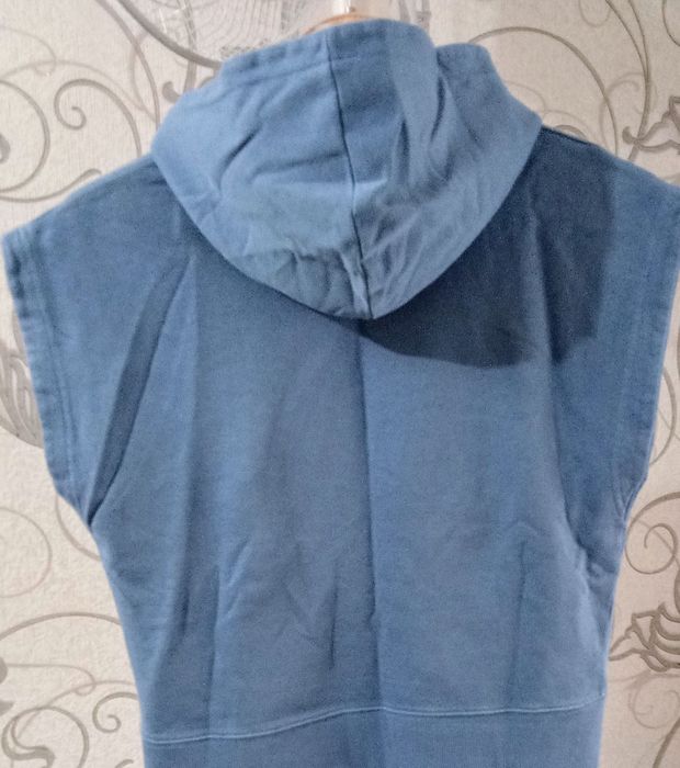 Кофта , Безрукавка, Жилетка на девочку