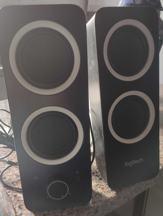 Colunas Logitech Z200 Stereo Só 30€