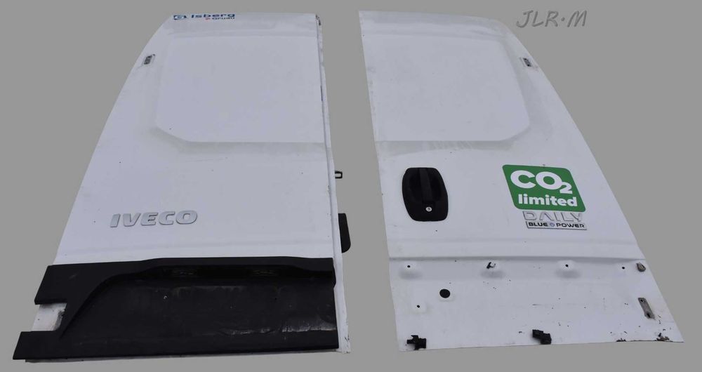 IVECO DAILY 2014-  drzwi tył tylne kpl. skrzydełkowe