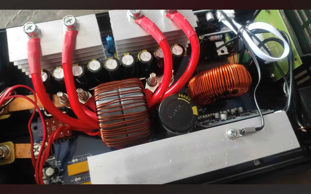 Инвертор EAFC с чистой синусоидой.  Мощность 5 Квт. 12 V => 220 V