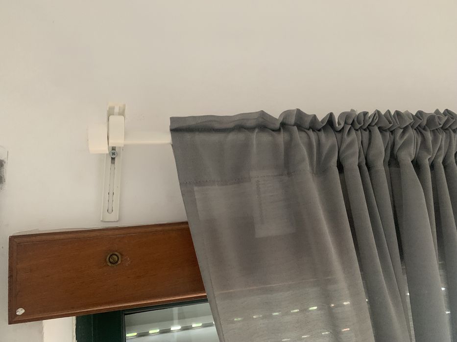 Cortinados translúcidos IKEA + varão