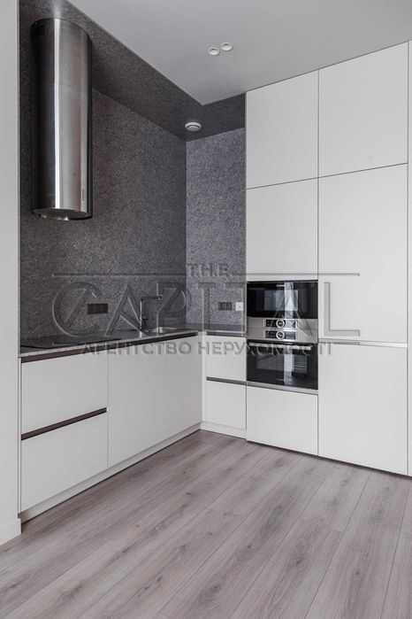 Apartment in Kyiv - View 5