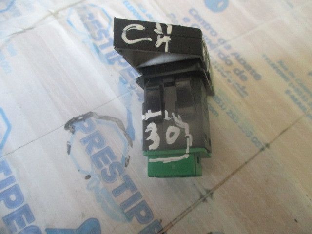 Comando / botão / interruptor vidros frente esquerdo CITROËN C4 Picass