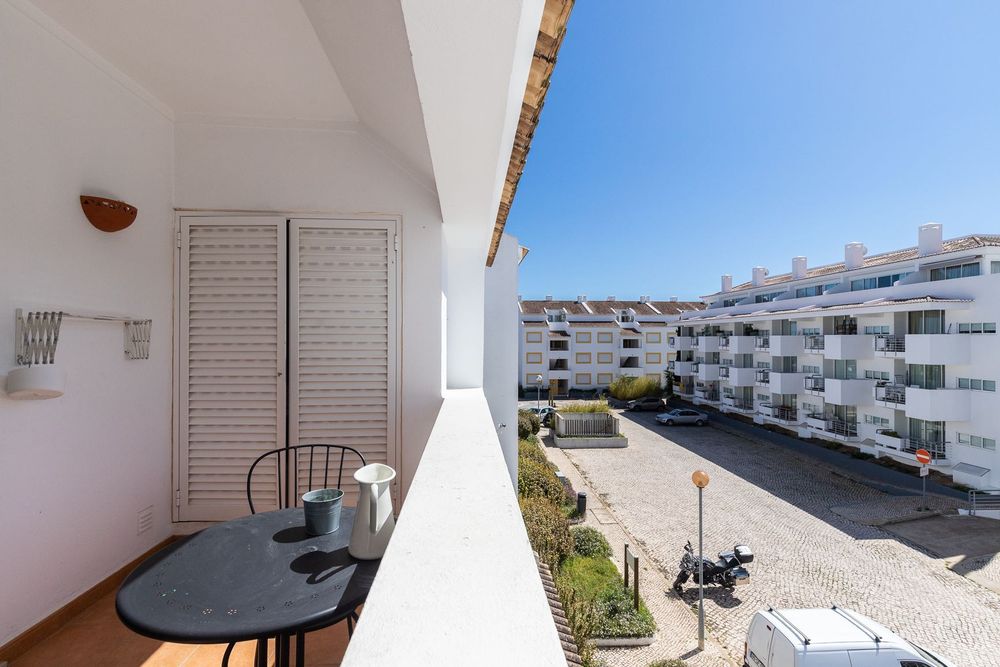 Apartamento T1 Inserido no Golden, Barco, Piscinas e Jacuzzi incluido