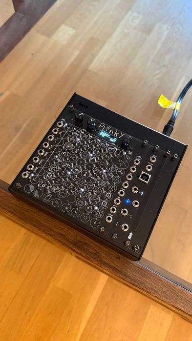 Plinky V3 2024 Black + Midi & CV expander