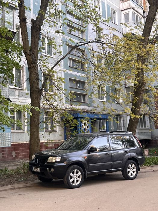 Продам Нісан , робоча лошадка