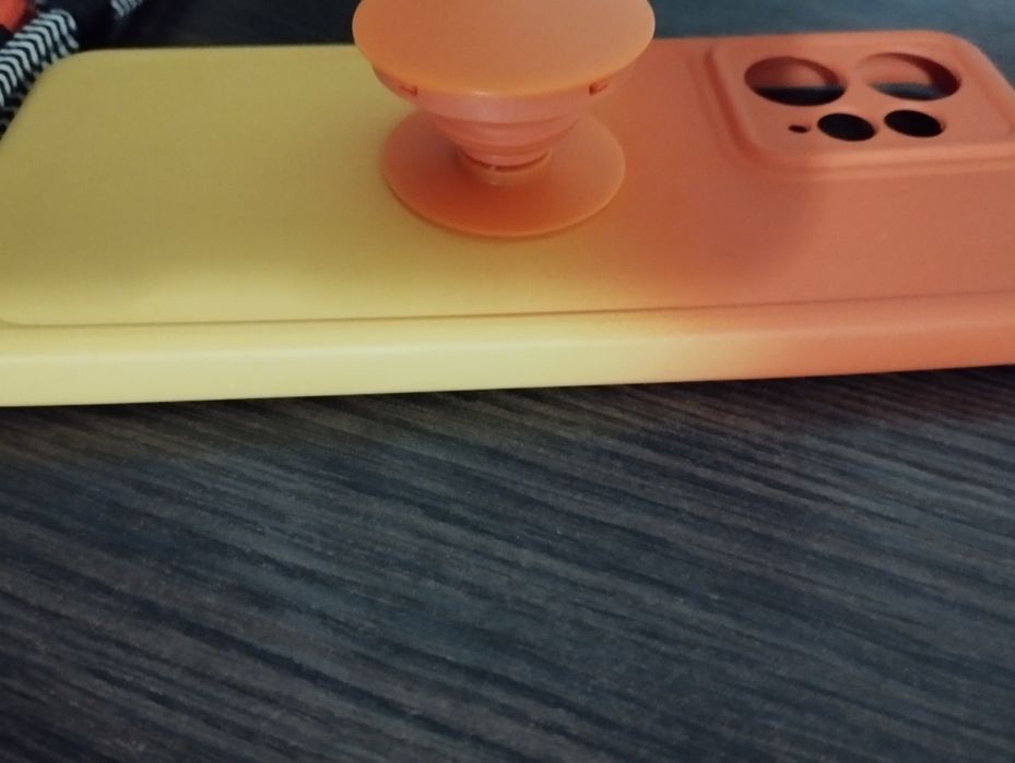 Продам чехол на Xiaomy redmi note 12