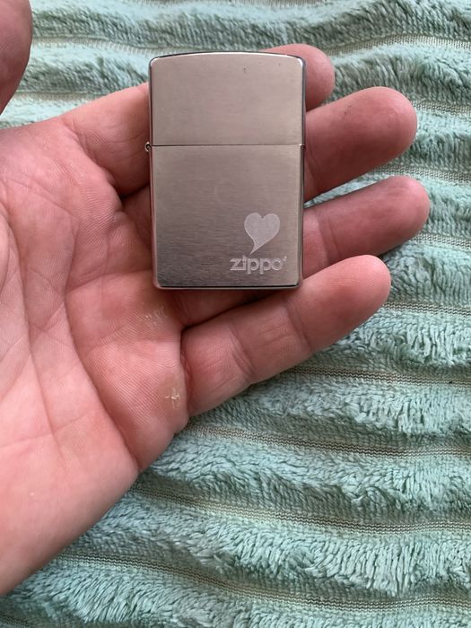 Zippo 2010 год зажигалка