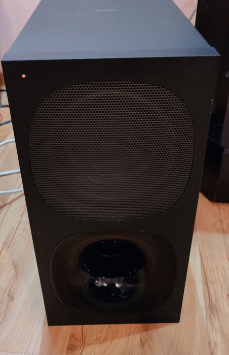 Soundbar SONY HT -G700 . Dolby Atmos, DTS:X ! Bluetooth . Prawie nieużywany !