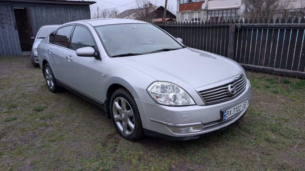 Продам Нісан тіана