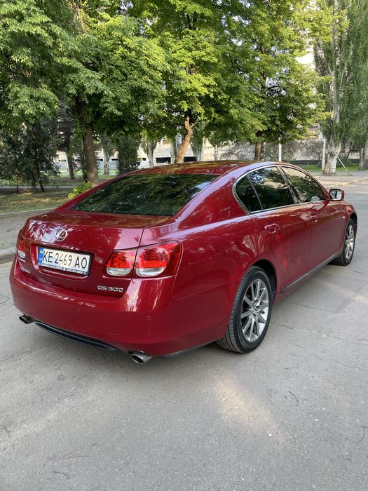 Продам Lexus GS 300