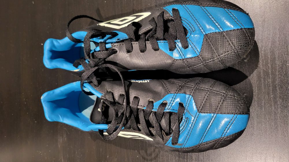 Chuteiras futebol umbro