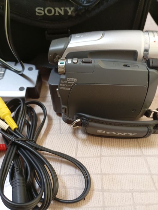 Продаю Кинокамера SONY