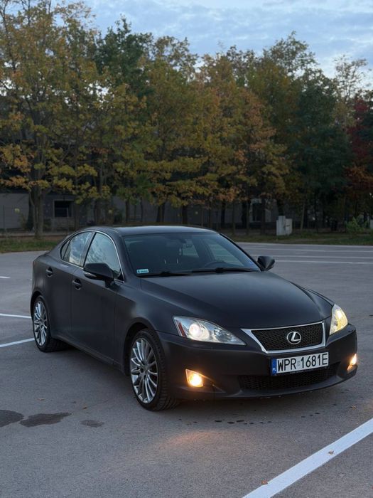 Lexus IS220
