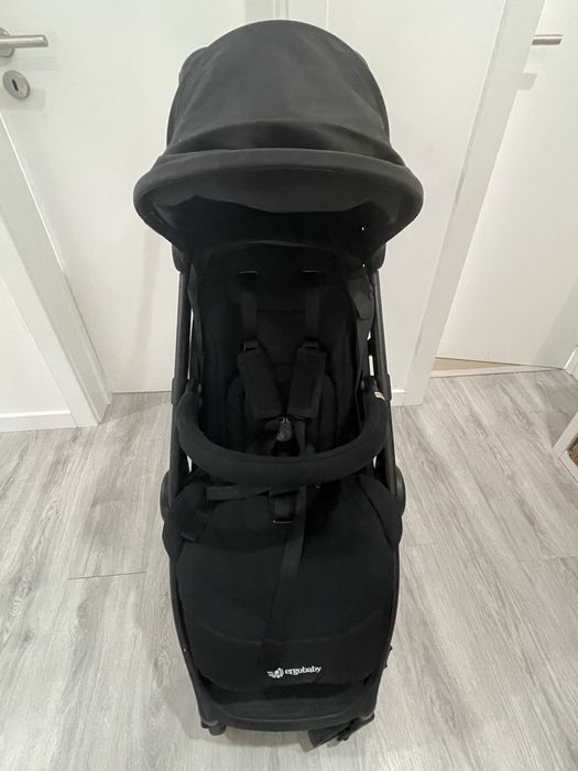 Ergobaby Metro+ // Barra dianteira // Mochila de Viagem // Capa de Chuva