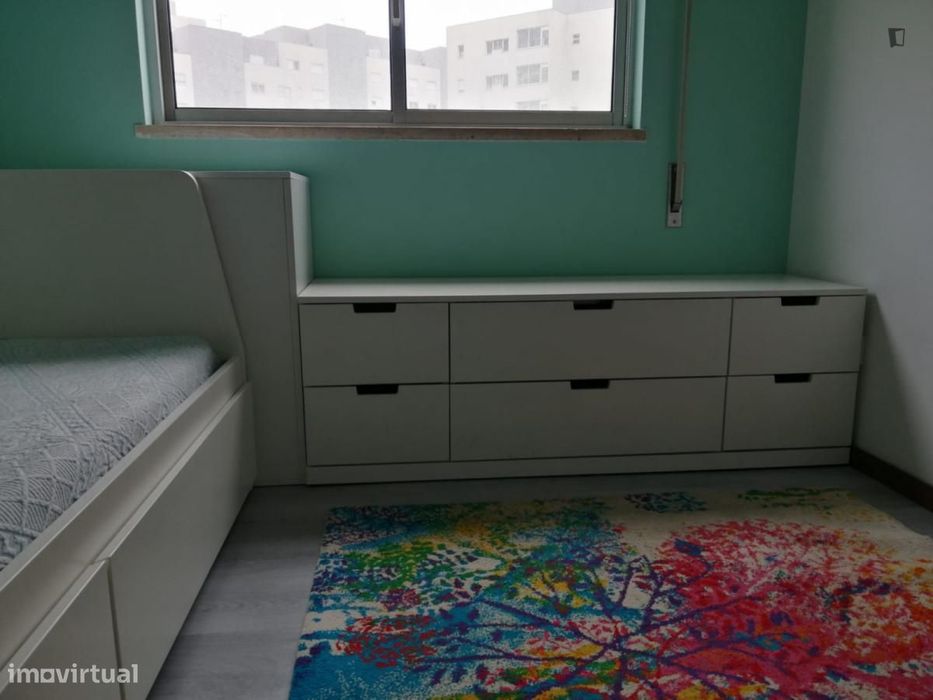 Quarto - localizado em Vila nova de gaia