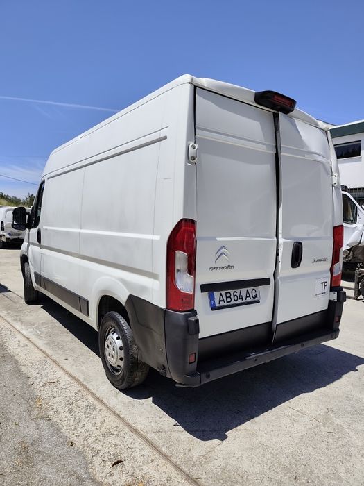 Citroen Jumper de 2020 sinistrada sem mecânica