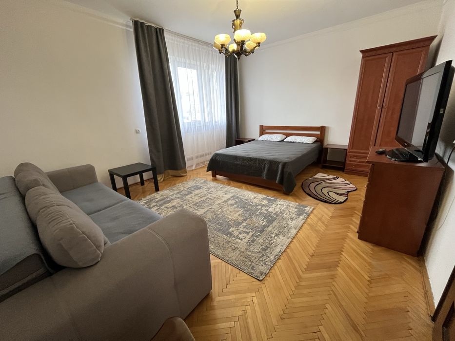 Подобова оренда кімнати в будинку в Берегові, біля термальних басейнів