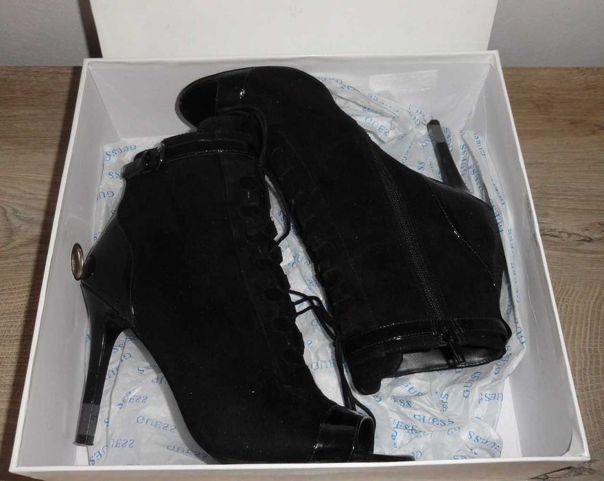 Guess Hestor buty botki czarne rozmiar 41