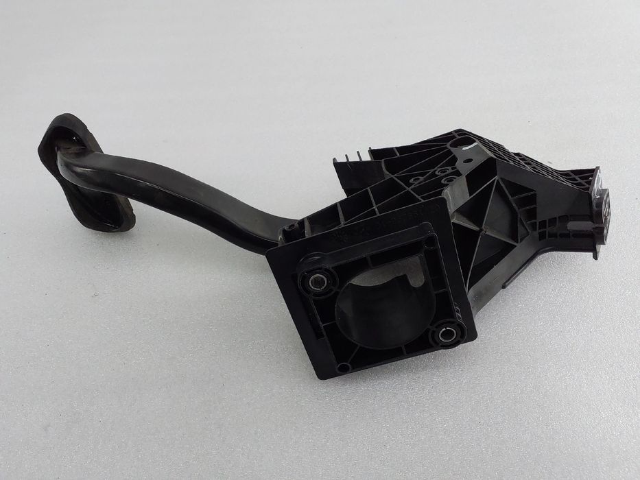 Pedal do travão BMW X1 (F48)