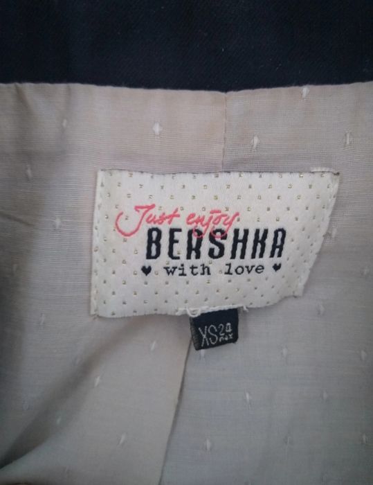 Czarna elegancka marynarka/ żakiet Bershka xs