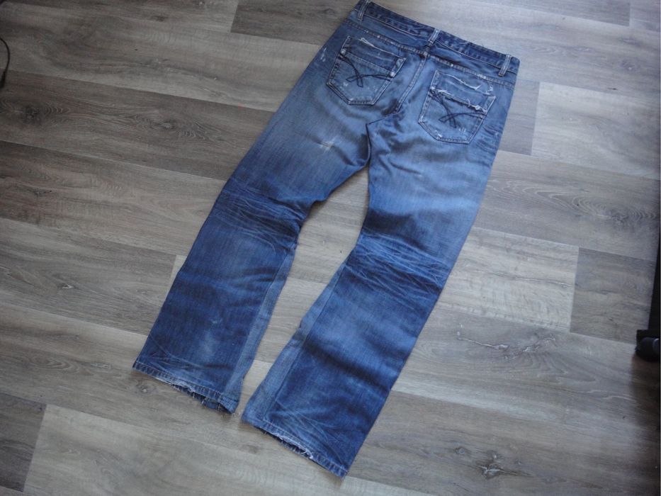 кльош flared jeans true religion type balenciaga jaded london opium