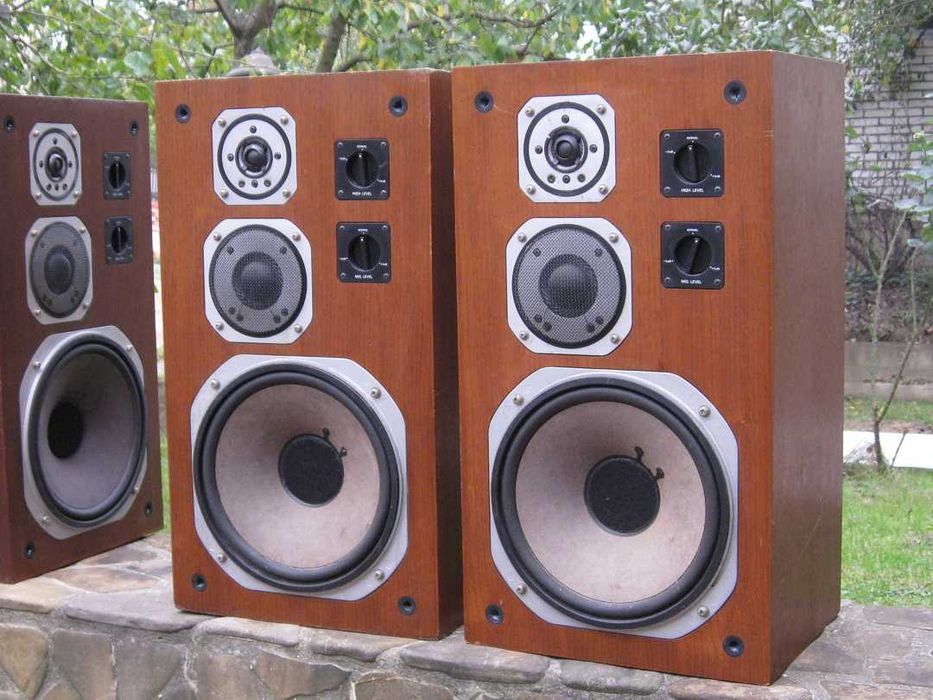 Yamaha NS-590-690-1000 ( Japan )