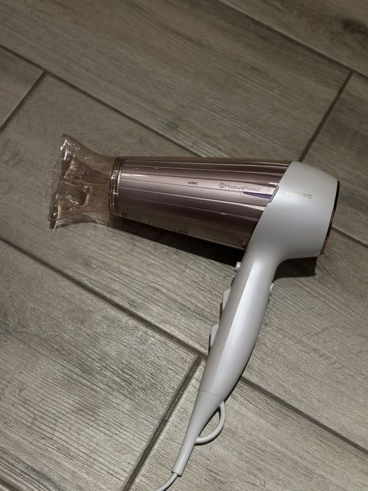 Фен PHILIPS HP8281/00