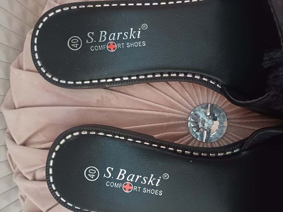 Piękne skórzane klapki S. Barski r. 40