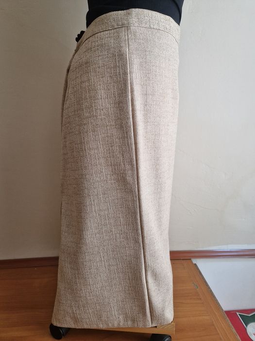 Spódnica beżowa midi - XL