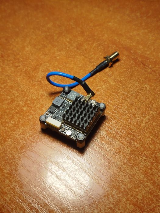 Видеопередатчик AKK FX2 Dominator 5.8 ГГц 37 CH