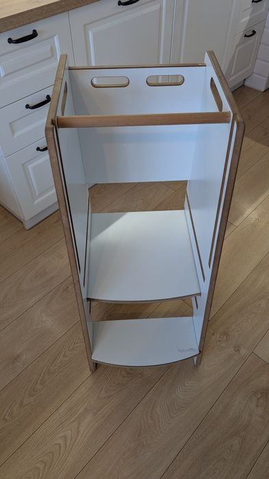 Kitchenhelper tuptiwood