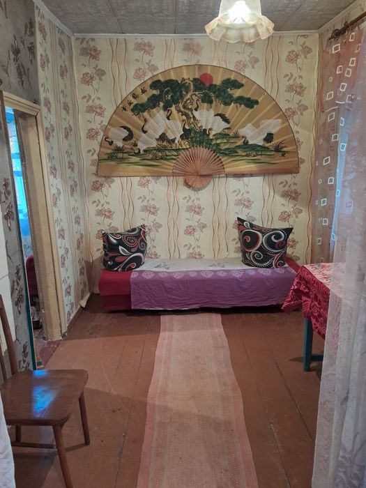 Продам пів будинку по вул. Готвальда